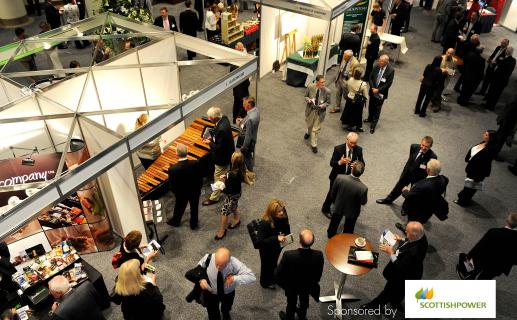 Volunteers mingle at the 2009 PSYBT Volunteer Conference